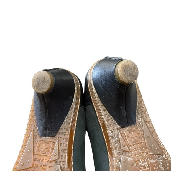 Vintage Dr. Martens Heels size 9 - Picture 10 of 17
